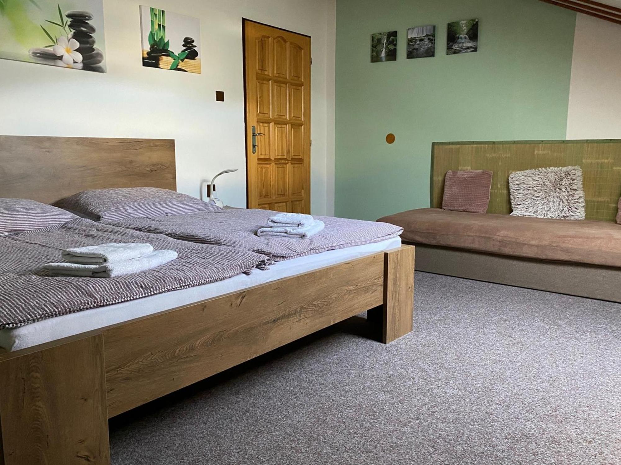 Apartman Na Ostrove Beroun Бероун Экстерьер фото